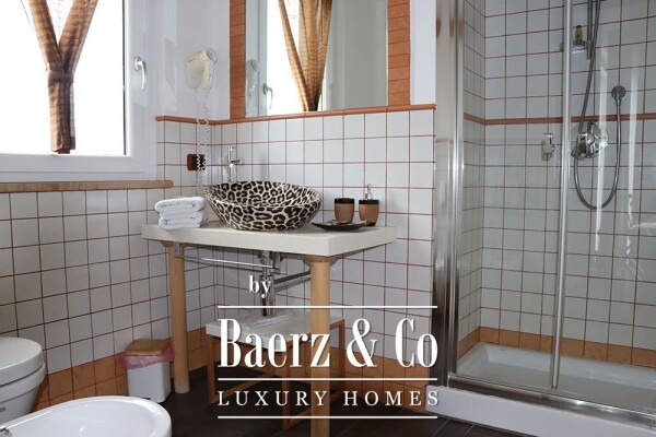 photo 30 Country house for sale 480 m²