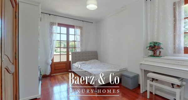 photo 9 Magnificent Provencal style stone house