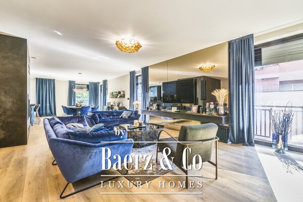 photo 1 Maksimir, Kolonija luxurious house with a pool