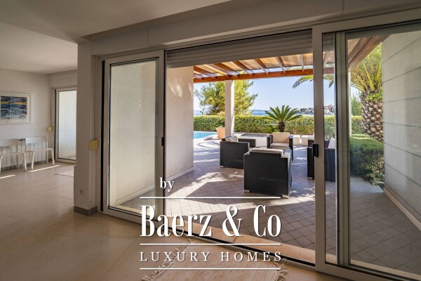 photo 98 Split, Čiovo, modern villa/boutique hotel with 8 apartments, first row to the sea