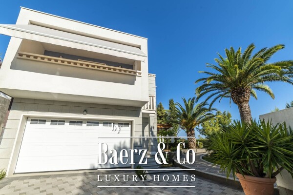 photo 125 Split, Čiovo, modern villa/boutique hotel with 8 apartments, first row to the sea