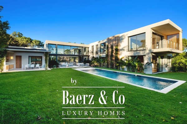 photo 6 Mougins, contemporary villa of 700m2 in a closed domain