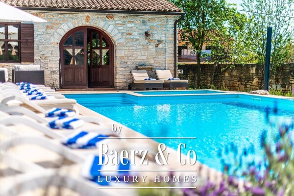 photo 3 Žminj, a luxurious stone villa in the center of Istria