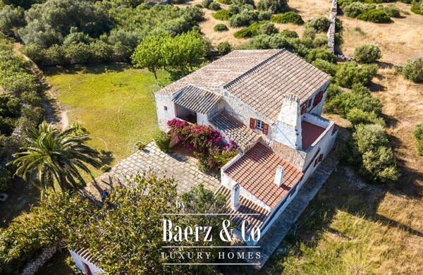 photo 2 RUSTIC ESTATE FROM THE 18TH CENTURY