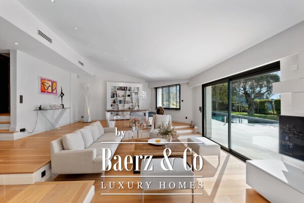 photo 20 Magnificent Californian Villa Offering  Breathtaking View