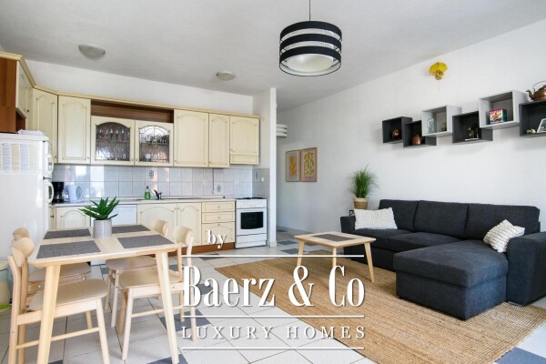 photo 12 Okrug Gornji, Beautiful house, second row to the sea