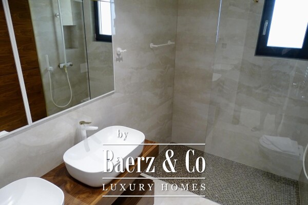 photo 12 Malinska Dubašnica, three-bedroom luxury apartment with a living area, only 80 meters from the s...