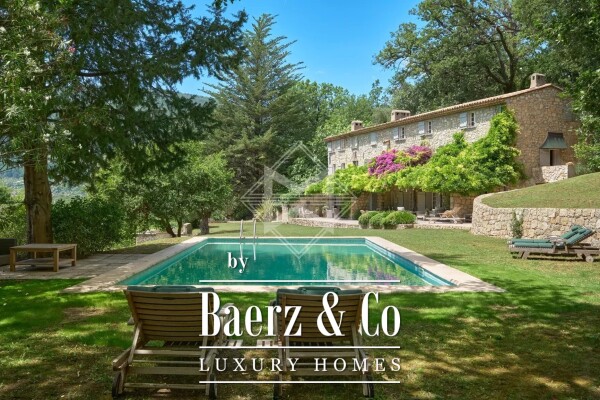 photo 1 Sumptuous 19th century farmhouse