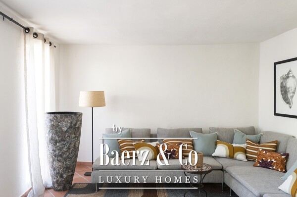 photo 2 Boutique townhouse with stunning views and rental license