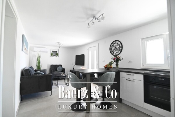 photo 10 Karlobag, Cesarca, beautiful Villa with a pool by the sea NKP 240 m2