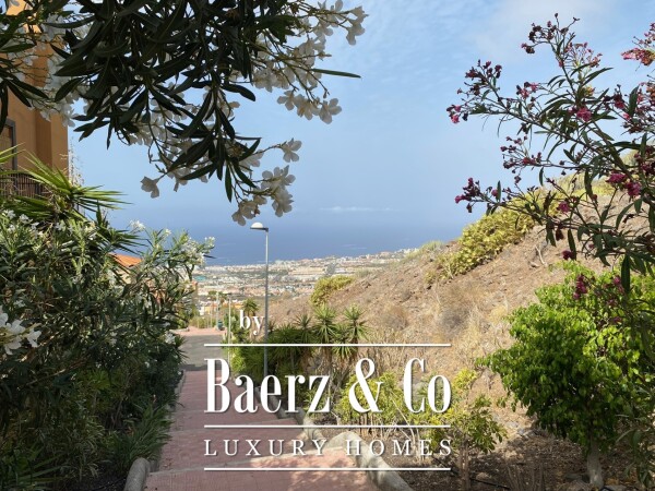 photo 12 Exclusive Contemporary Villa with Breathtaking Views