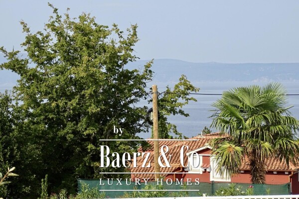 photo 8 Njivice, two-story apartment in a villa with a pool, gross living area 161,50m2