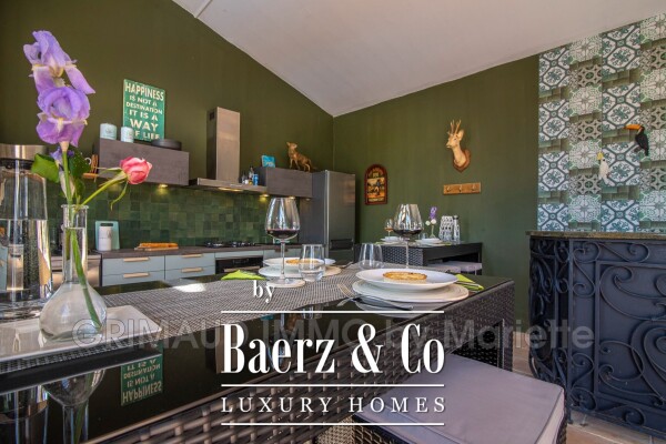 photo 17 property on 24 ha with lake, stable and several houses