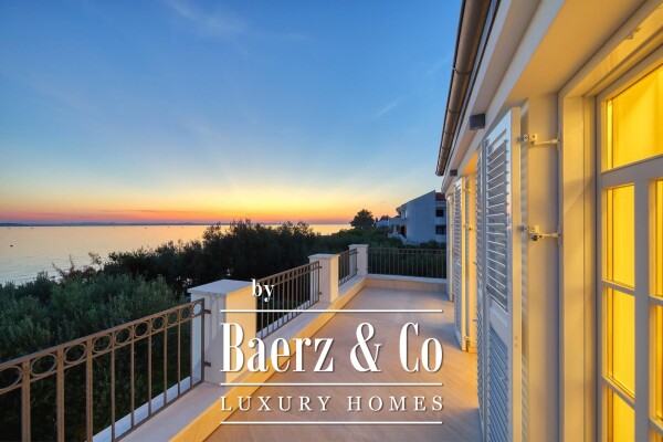 photo 20 Zadar, Diklo, modern and elegant villa, first row by the sea