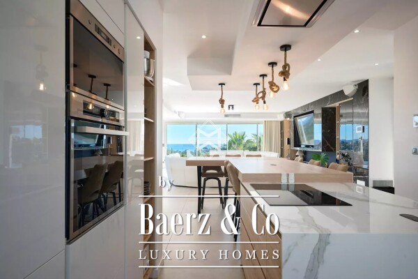 photo 9 Luxury - New contemporary villa in Cavalaire-sur-Mer