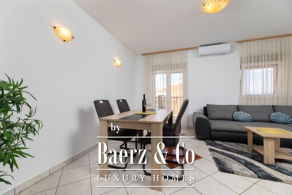 photo 12 Malinska, Renovated House with Three Apartments, 280.72m², 800m from the Sea