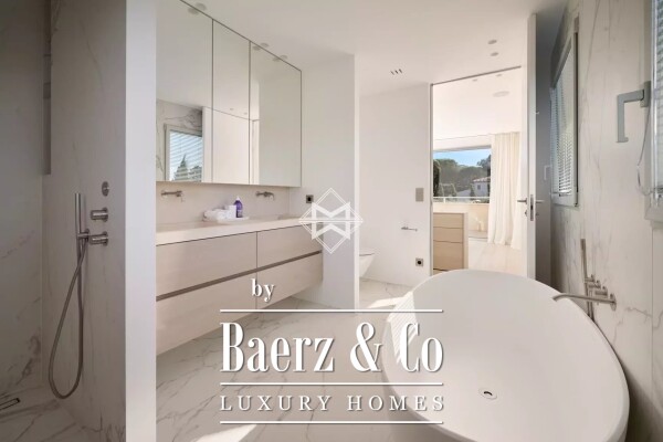 photo 11 New villa within walking distance of the beaches