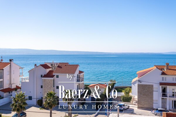 photo 1 Podstrana, house with four  apartments, 340m2