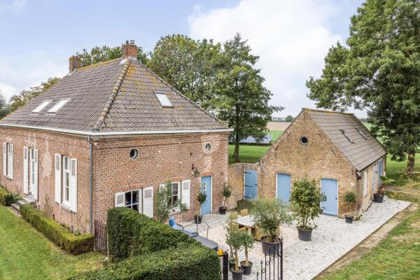 photo 4 Steenhovensedijk 17