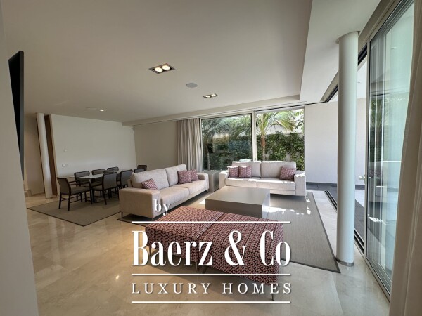 photo 3 Exceptional Luxury Villa Just Steps from the Beach