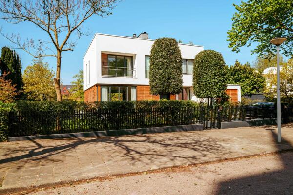 photo 51 Herman Gorterstraat 24