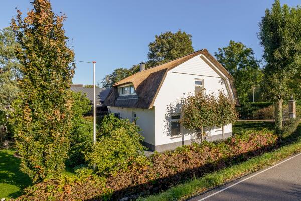 photo 70 Provincialeweg Oost 64