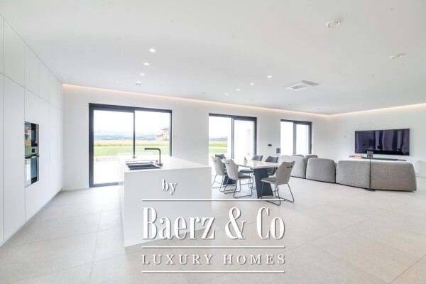 photo 2 Zagreb, Sesvete – Luxury Smart House Villa with Pool, 390 m²