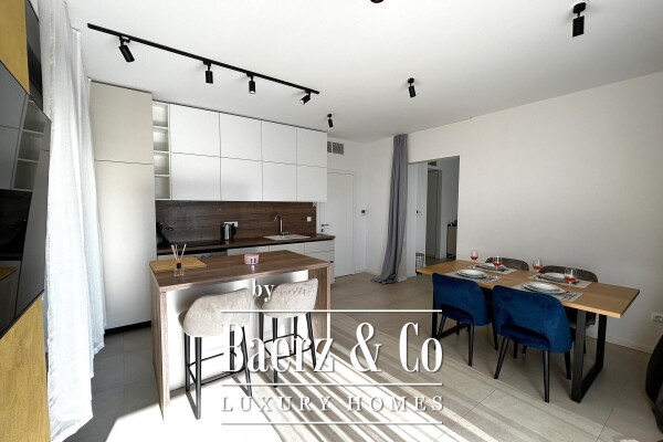 photo 1 Hvar, apartment villa with five fully furnished apartments