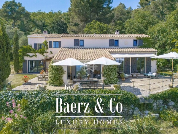 photo 1 Panoramic sea view