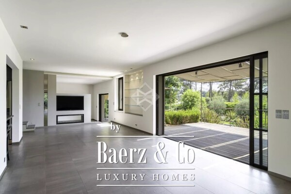 photo 4 Elegant Renovated Bastide