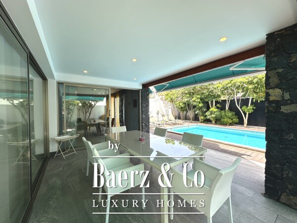 photo 15 Modern villa in central Los Cristianos