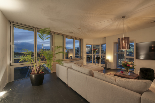 photo 7 Van Leijenberghlaan 2 T