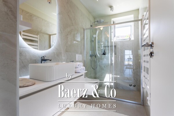 photo 11 Rogoznica, Ražanj, beautiful house with a swimming pool and sea view, 390,51 m²