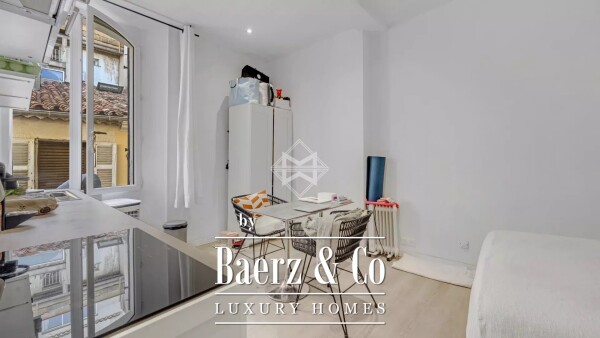 photo 10 Close to the port of Saint-Tropez