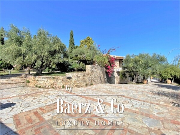 photo 5 (For Sale) Residential Villa || Messinia/Petalidi - 320 Sq.m, 5 Bedrooms, 1.500.000€