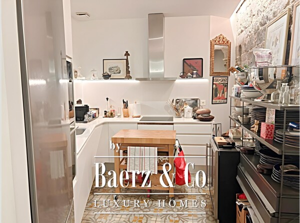 photo 7 Prestigious Apartment in a 17th-Century Historic Building