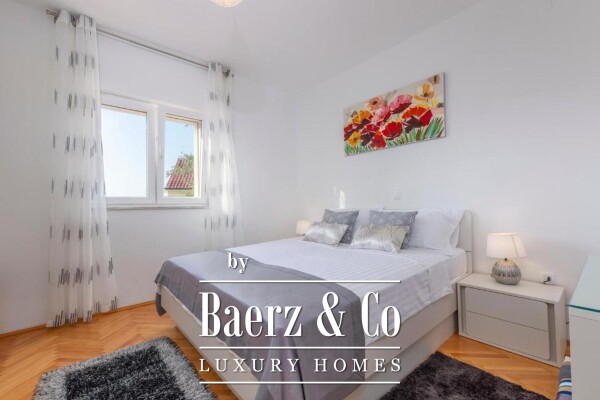 photo 16 Zečevo Rogozničko, a beautiful apartment house with a swimming pool, 236 m²