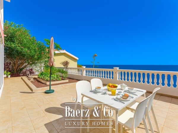 photo 19 Large villa by the sea in Candelaria