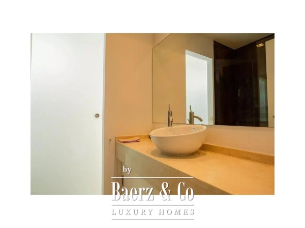 photo 18 Exclusive luxury villa on the seafront in Playa San Juan