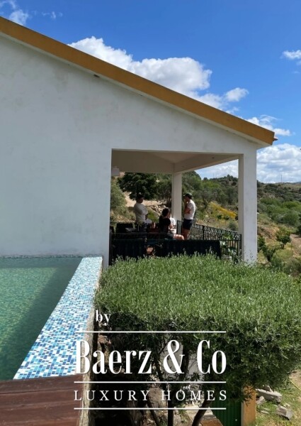 photo 6 Douro Riverfront Almond Estate