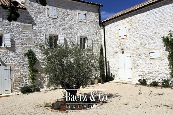 photo 17 Istria, near Grožnjan - Authentic stone estate with a swimming pool and complete privacy