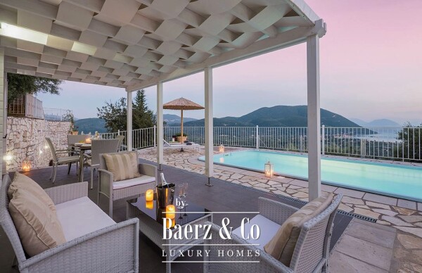 photo 8 2154969 - Complex of 4 Tourist Residences with Pool and Panoramic Views over Vasiliki Bay, Lefkada, 200 sq.m., €1.200.000