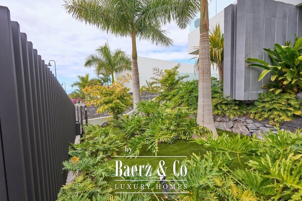 photo 35 Exclusive luxury villa newly built in Abama