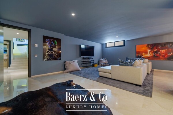 photo 25 Villa - Nueva Andalucia - Marbella - Ref: 8701