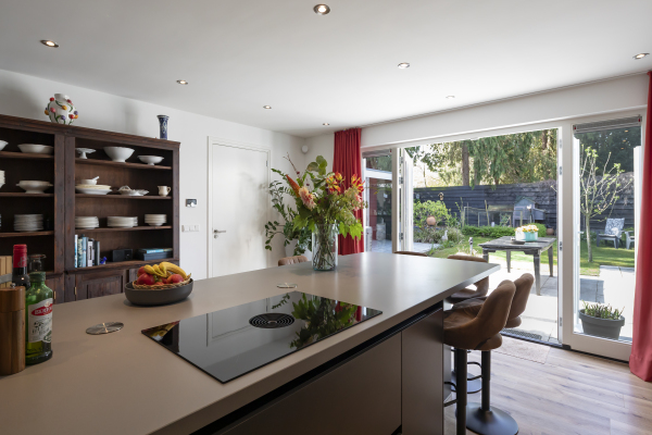 photo 5 Dr. Desainlaan 18