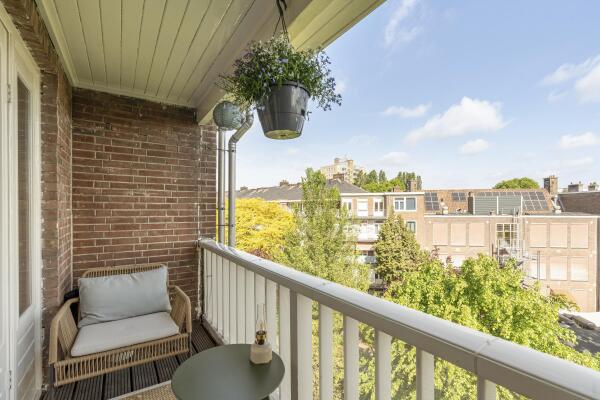 photo 16 Lekstraat 66 4