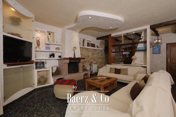 photo 5 Exclusive country house with an indoor swimming pool in La Esperanza