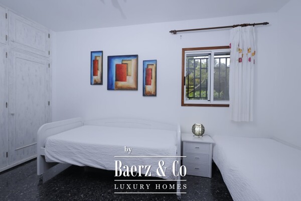photo 14 Exclusive country house with an indoor swimming pool in La Esperanza