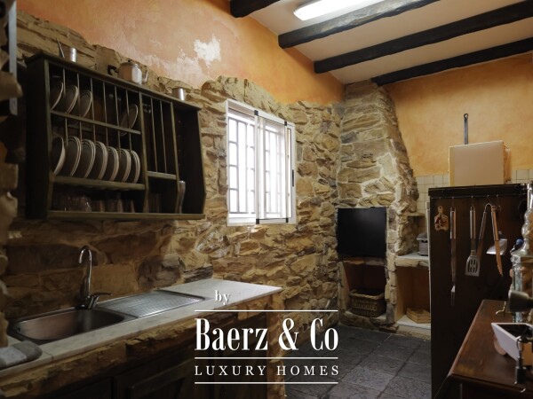 photo 34 Exclusive country house with an indoor swimming pool in La Esperanza
