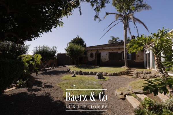 photo 30 Exclusive country house with an indoor swimming pool in La Esperanza